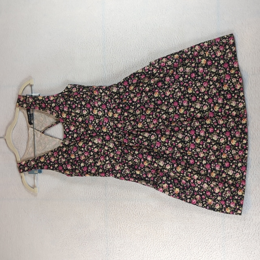 Forever 21 Women's Floral Cottagecore Pocket Cutout Sleeveless Mini Dress Size S